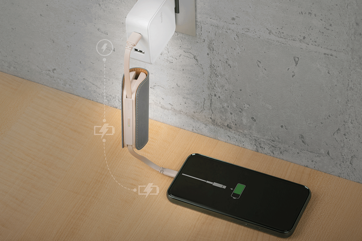 Recharge your iPhone and IonGo 5K Duo at the same time, so your battery is always topped up.