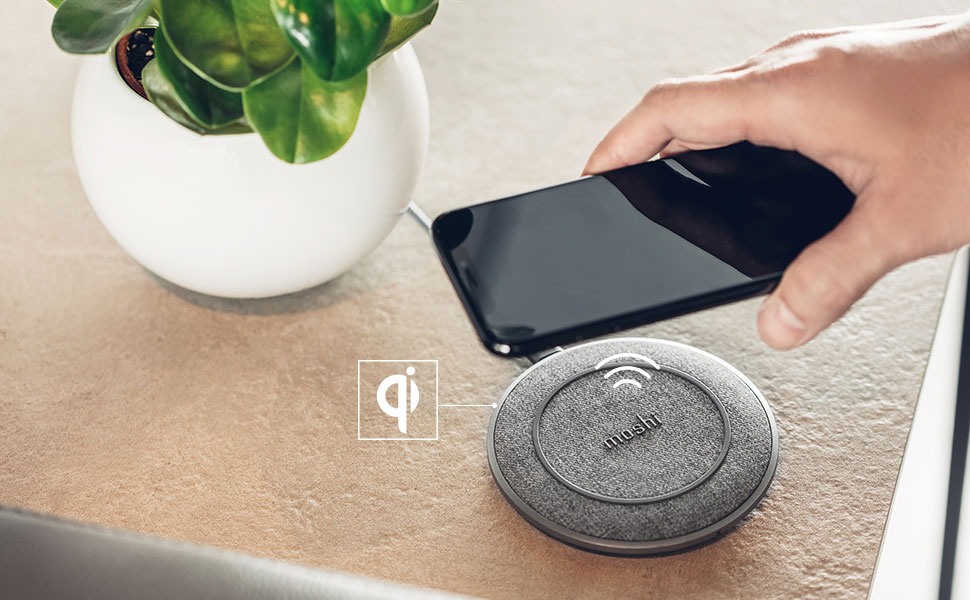 Otto Q ist Qi-zertifiziert und verfügt über eine optimierte Schaltung, um Ihr Handy schneller als kabellose Ladegeräte des Wettbewerbs aufzuladen.