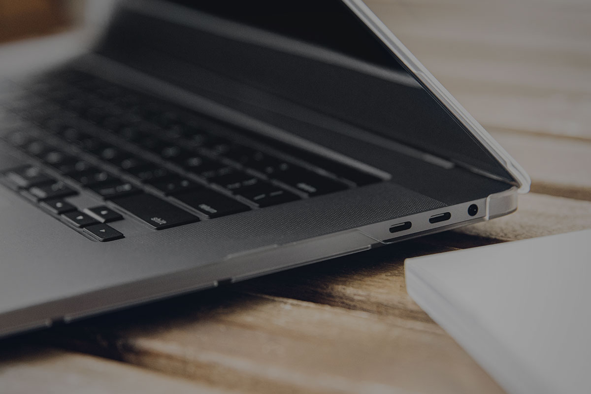 Protection durable, ultra-fine et légère pour votre MacBook.