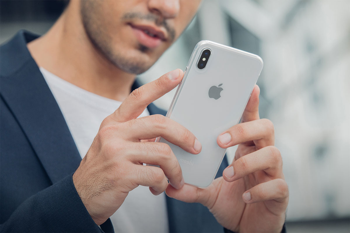 手が濡れていたりスマホを持つ手に力が入らない場合に最適です。