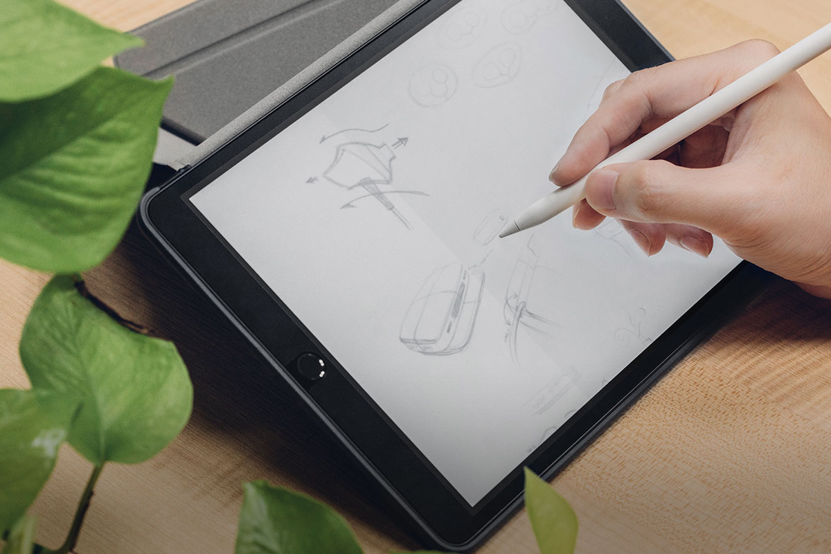 Notre traitement EZ-Glide™ améliore les performances d’Apple Pencil et facilite la manipulation de l’écran tactile.
