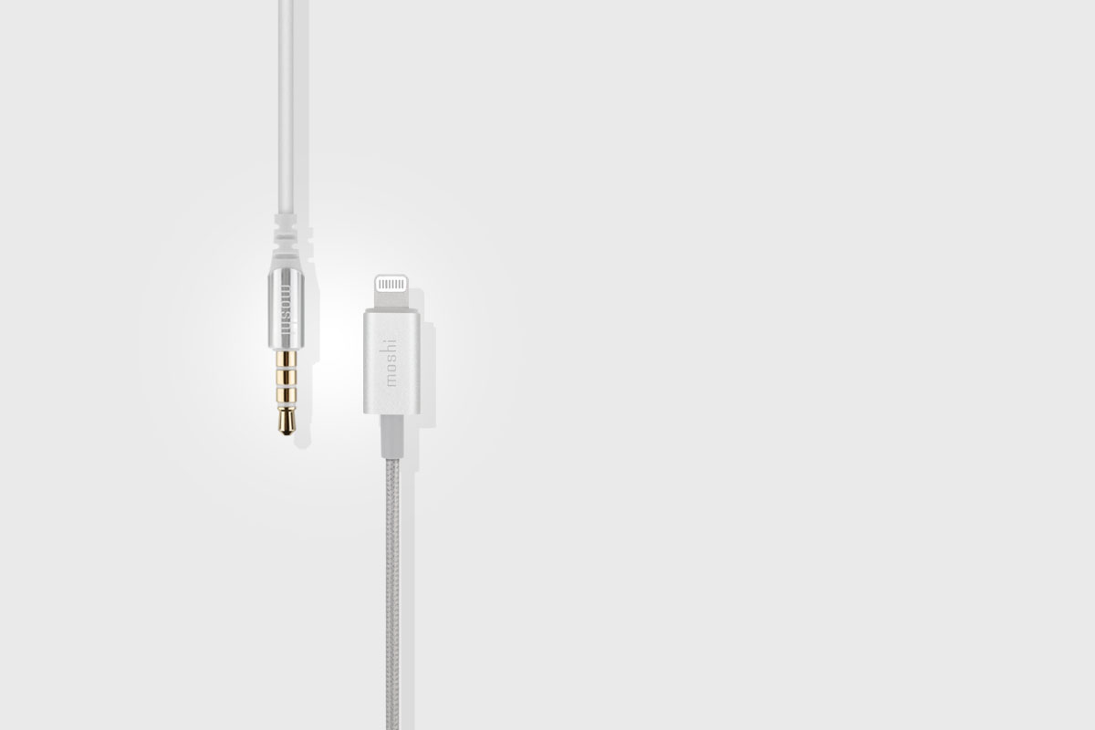 Avanti LT est livré avec un boîtier de transport compact et un câble supplémentaire de 3,5 mm pour une compatibilité avec les appareils plus anciens.