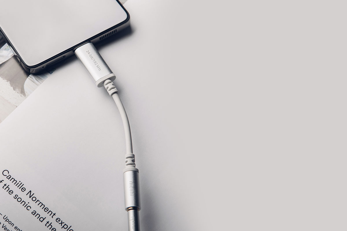 Conçu en aluminium anodisé pour une durabilité améliorée.