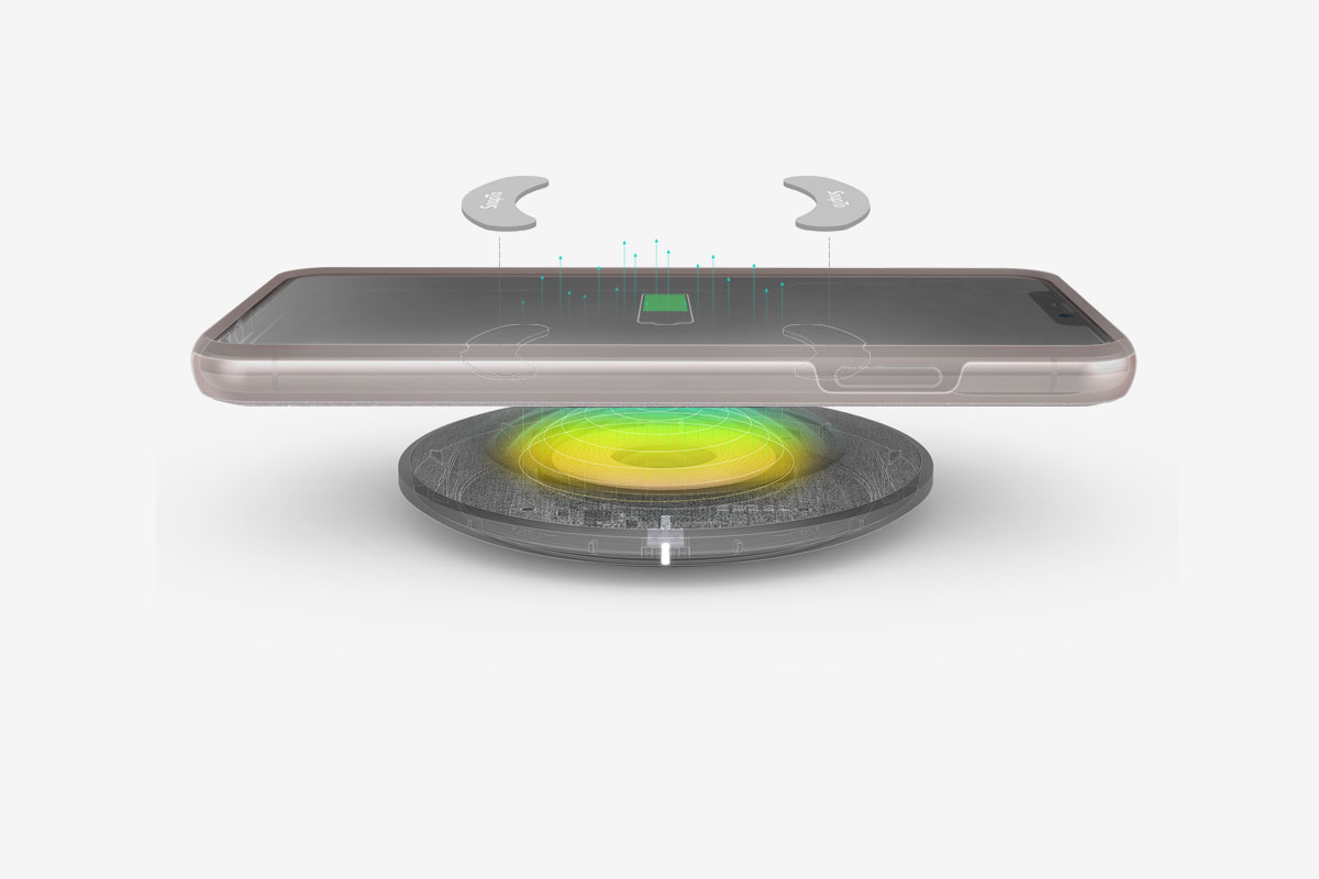 Les attaches SnapTo qui se fixent à l’intérieur de la coque sont placées de sorte à ne pas interférer avec le chargement sans fil.