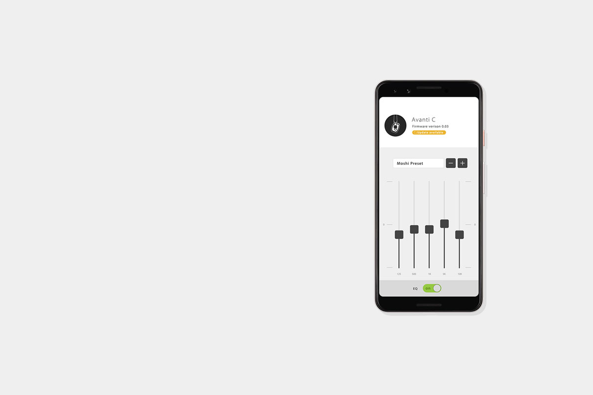 下载 Moshi Digital Audio app,储存您的 EQ 设置。最多储存 5 种设置,并可使用 DJ Boost 按钮快速切换成您的最爱。