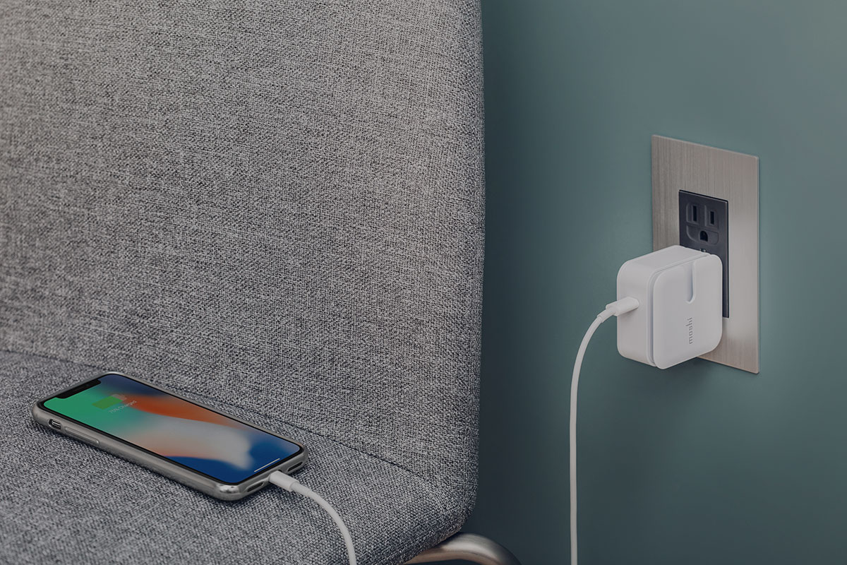 Le profil d'alimentation USB PD 3.0 (5/9/15 V) combiné à un câble USB-C vers Lightning vous permet de recharger votre iPhone 2 fois plus rapidement qu'avec un câble USB-A normal.