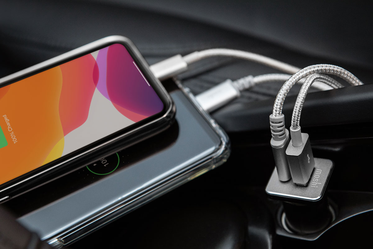 Laden Sie mit USB-C PD und QC zwei Geräte gleichzeitig und schnell auf.