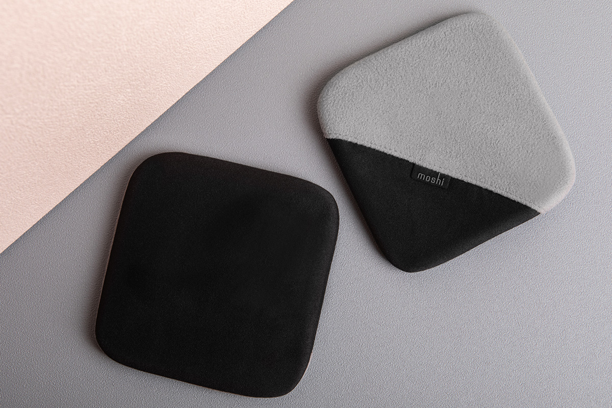 Usa el lado de microfibra negra con un ligero rocío de agua para limpiar las manchas, o dale la vuelta al guante para usar el lado gris para quitar el polvo y las pelusas. Un práctico bolsillo para los dedos te ayuda a sujetar mejor el paño mientras lo limpias, lo que lo hace perfecto para pantallas más grandes como computadoras y pantallas en el automóvil.
