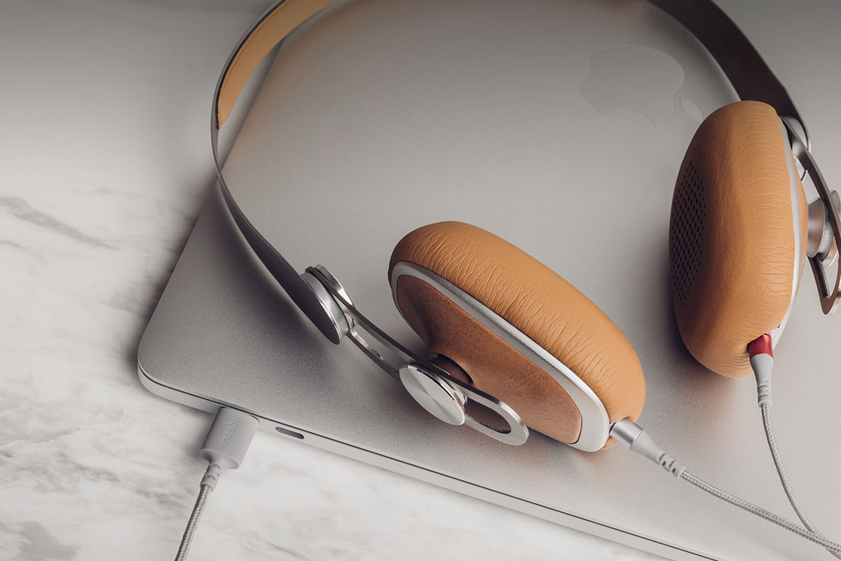 Crafted using a breathable leatherette and lightweight stainless steel.