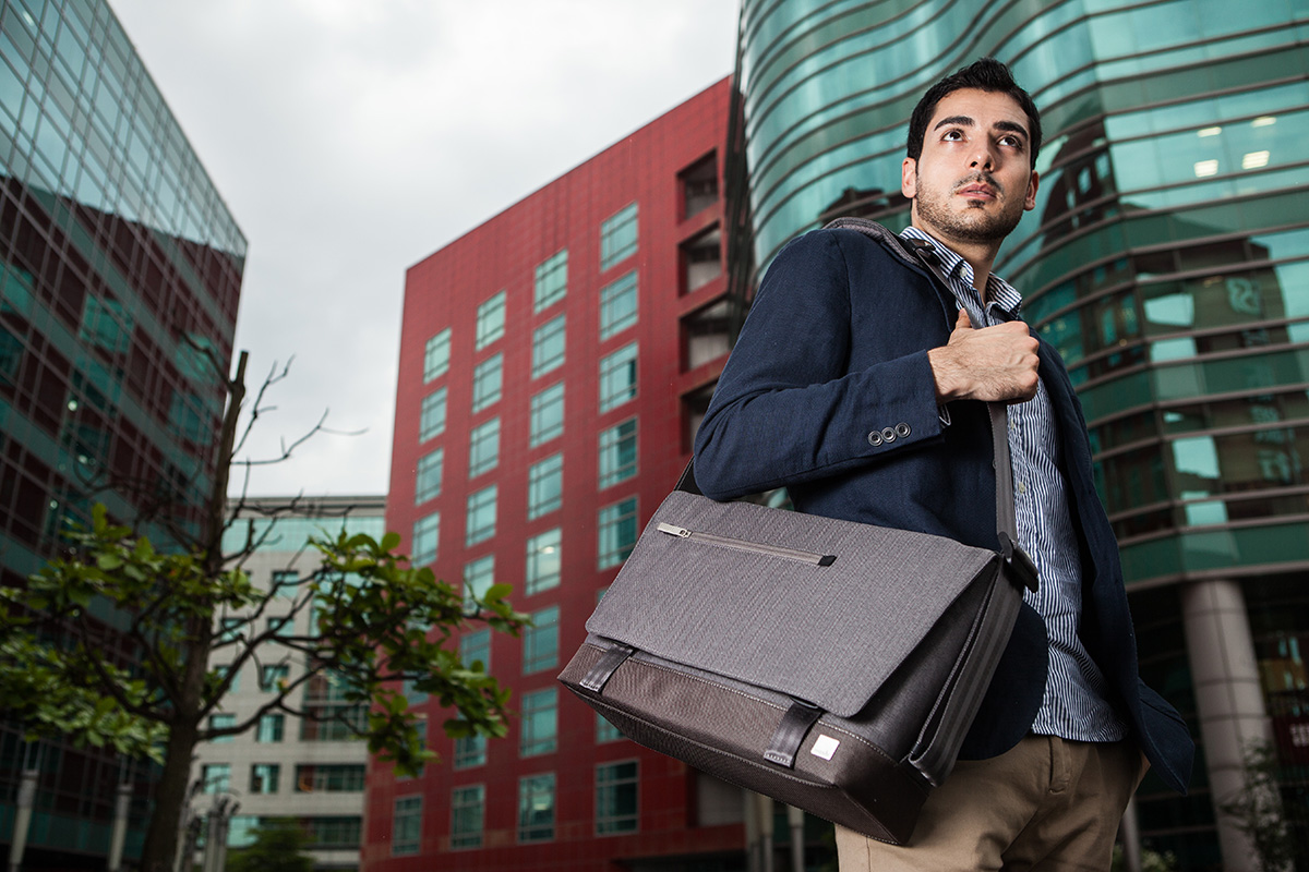 Transportez toutes vos affaires avec sophistication ultime sans compromis sur le confort.