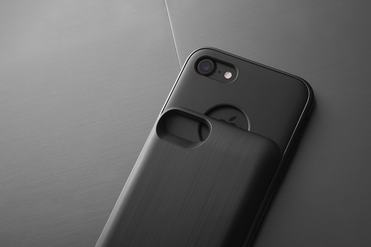 El diseño de dos piezas con batería deslizable mantiene el estilo delgado y compacto de tu iPhone.