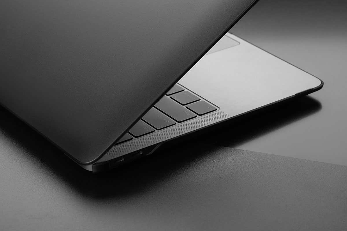 Protección ultrafina, ligera y duradera para el MacBook.