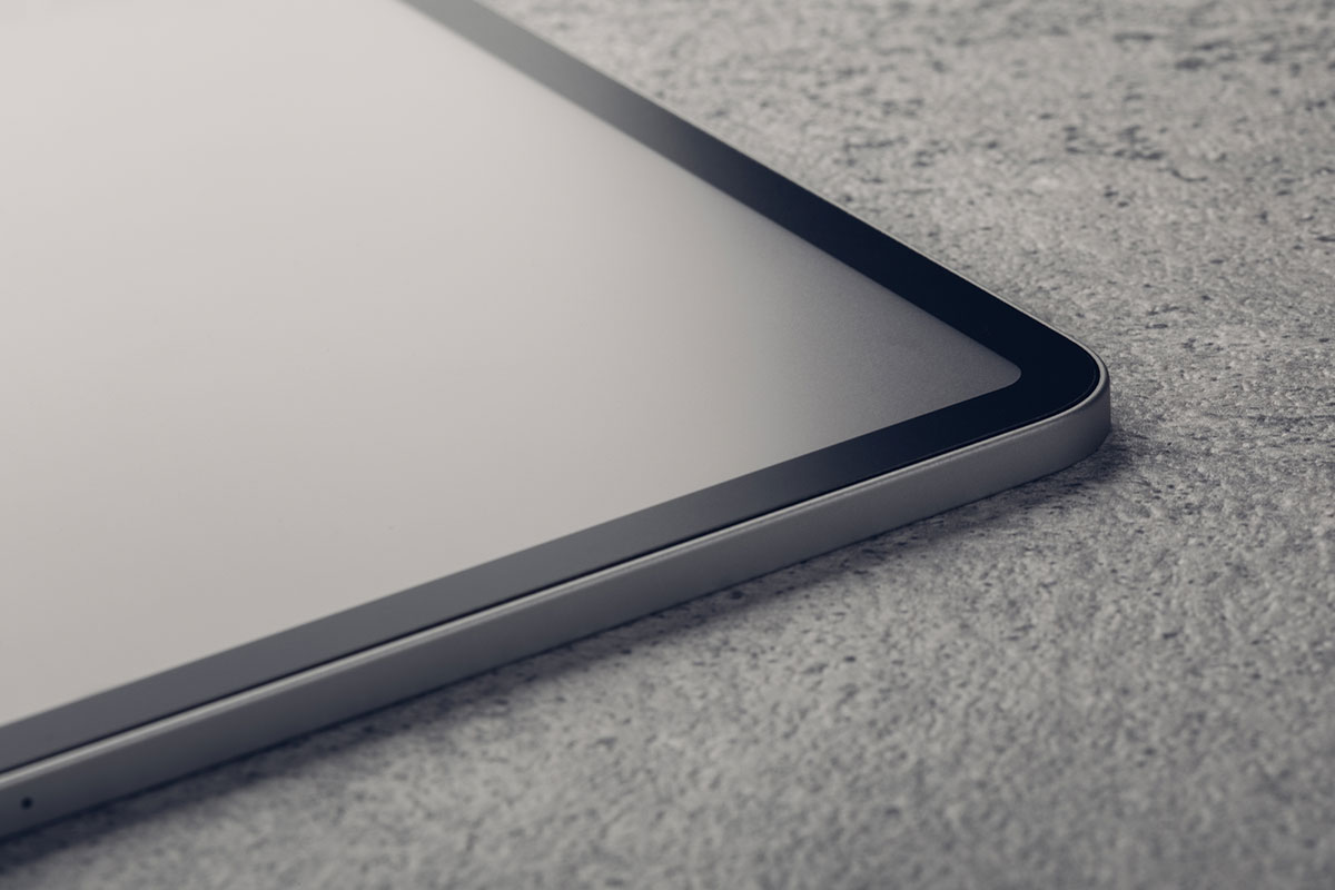 Entirely protects your iPad’s touchscreen for added peace of mind.