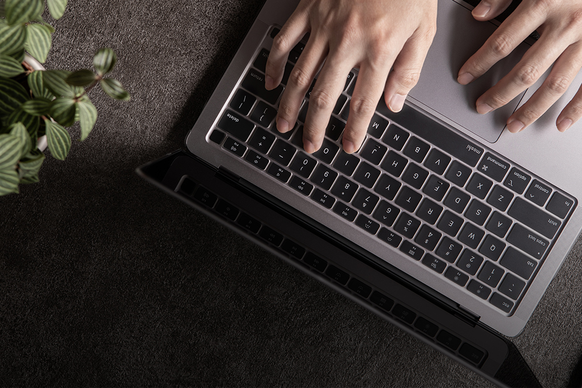 100% form-fitted for unparalleled tactile feedback and highly transparent to allow backlighting to pass through.