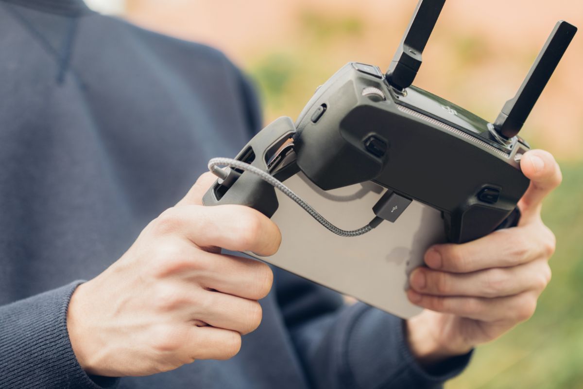 Ideal for charging your iOS device in the car, with a portable battery, or even syncing your drone controller with your iPhone.