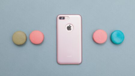 View larger image of: iGlaze Slim Hardshell Case-2-thumbnail
