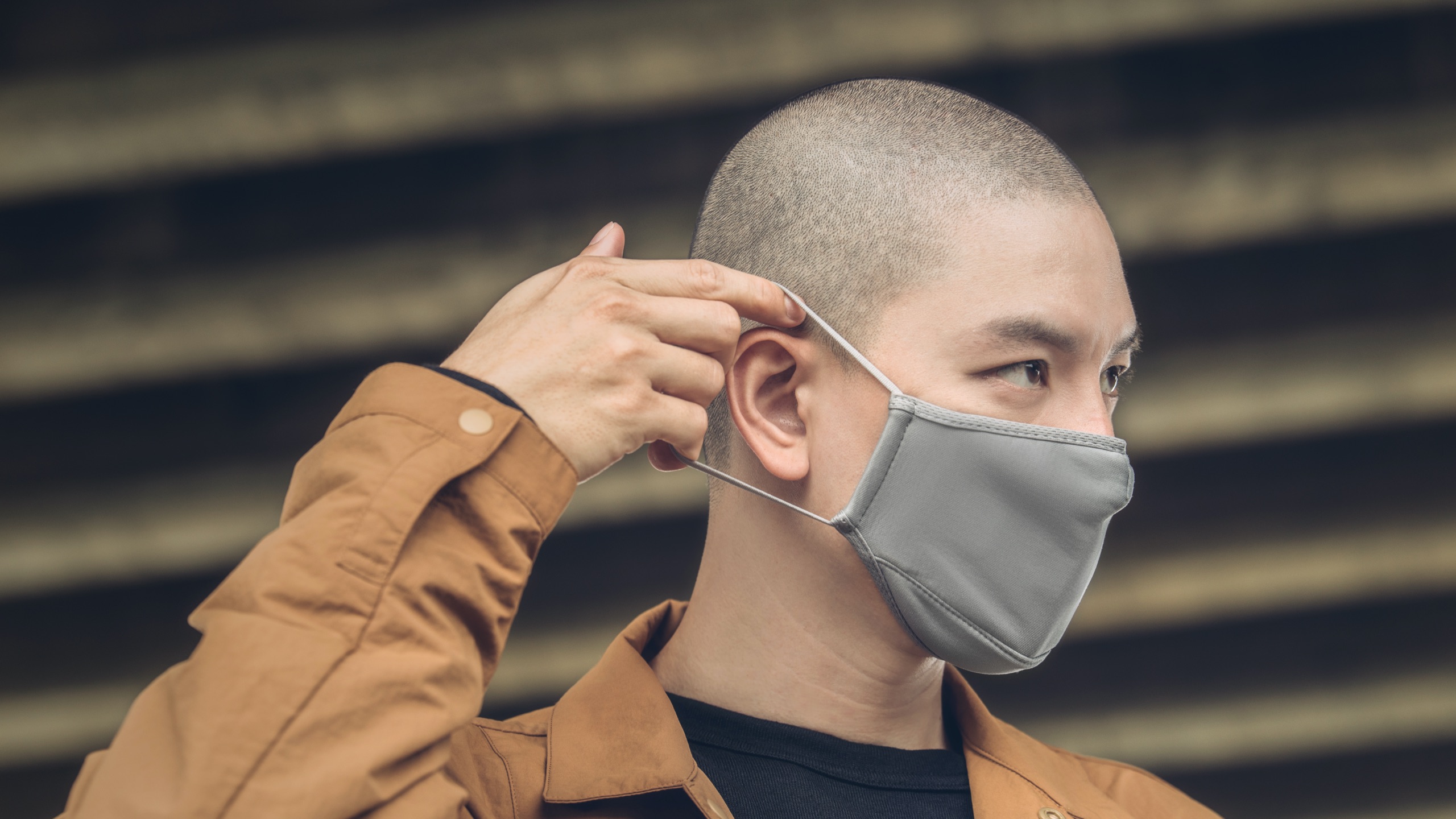 OmniGuard™ Mask with 3 Replaceable Nanohedron filters-image