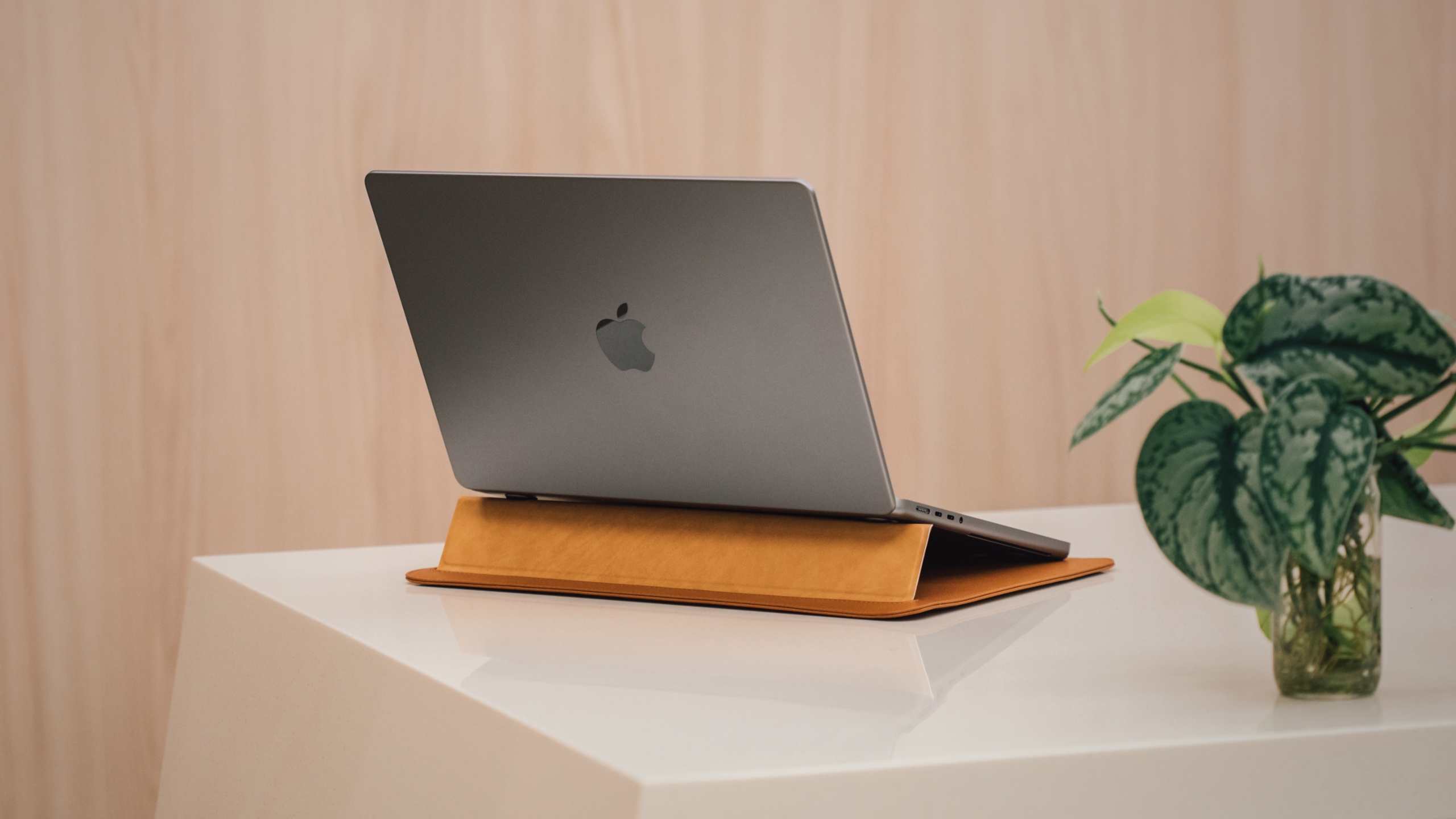 Muse 14" 3-in-1 Slim Laptop Sleeve-image