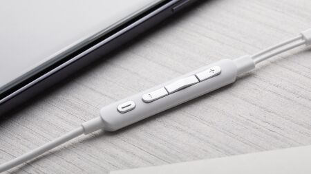 View larger image of: Mythro C USB Type-C Earbuds with Mic-3-thumbnail