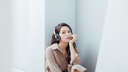 View larger image of: Avanti LT Lightning On-ear Headphones-1-thumbnail