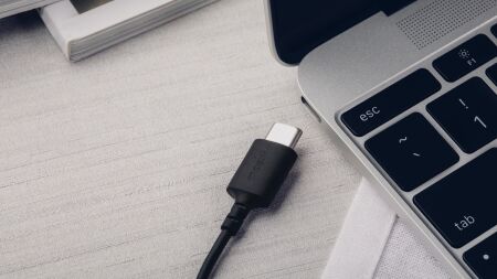 View larger image of: Mythro C USB Type-C Earbuds with Mic-1-thumbnail